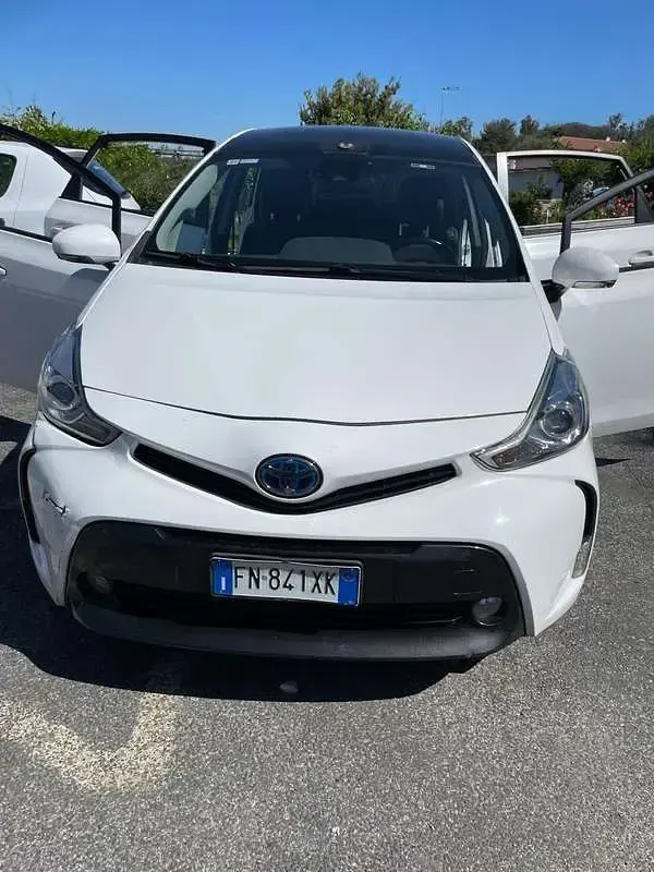 Usata Toyota Prius+ Lounge 99 CV (72 kW) 2018 Bianco Monovolume