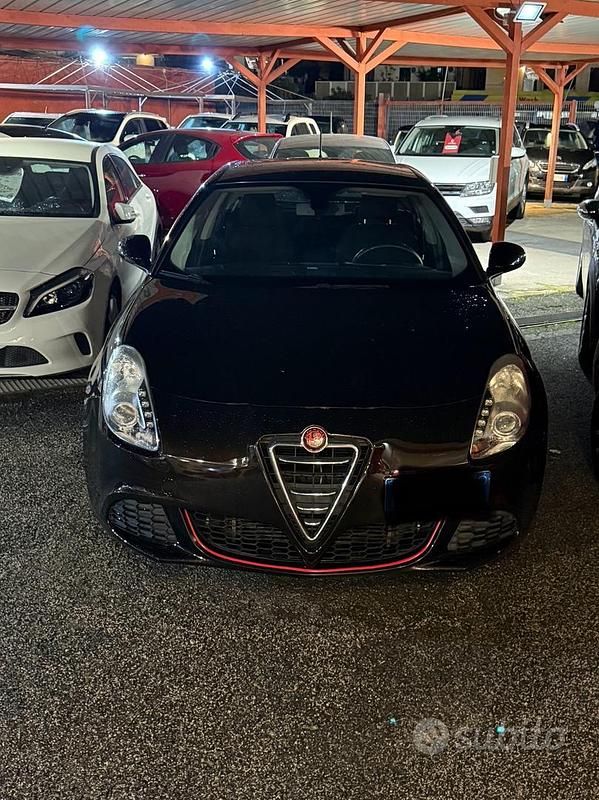 Usata Alfa Romeo Giulietta Distinctive 120 CV (88 kW) 2013 Nero Berlina