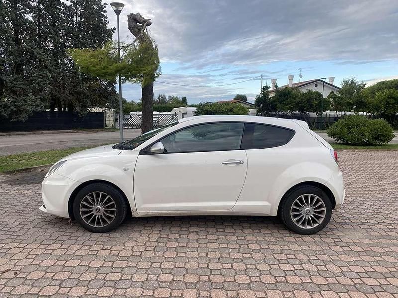 Usata Alfa Romeo MiTo 77 CV (56 kW) 2018 Utilitaria