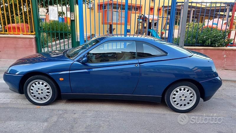 Blu Usata 1997 Alfa Romeo GTV Coupé | 5500 € (Super prezzo) - Immagine 1/1