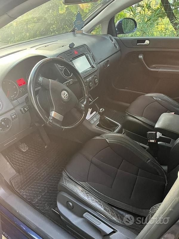 Usata VW Golf VI 2008 Blu Utilitaria
