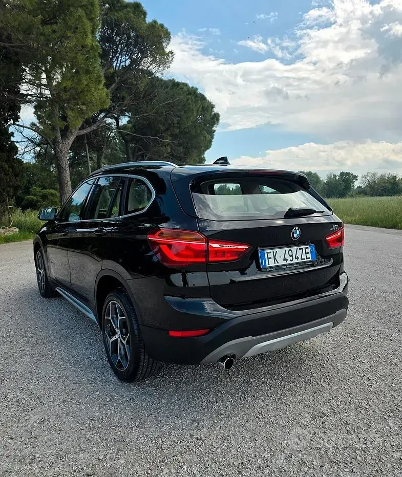 Usado BMW X1 Efficient Dynamics 150 HP (110 kW) 2017 Preto SUV