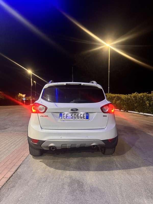 Usado Ford Kuga 163 CV (119 kW) 2011 SUV