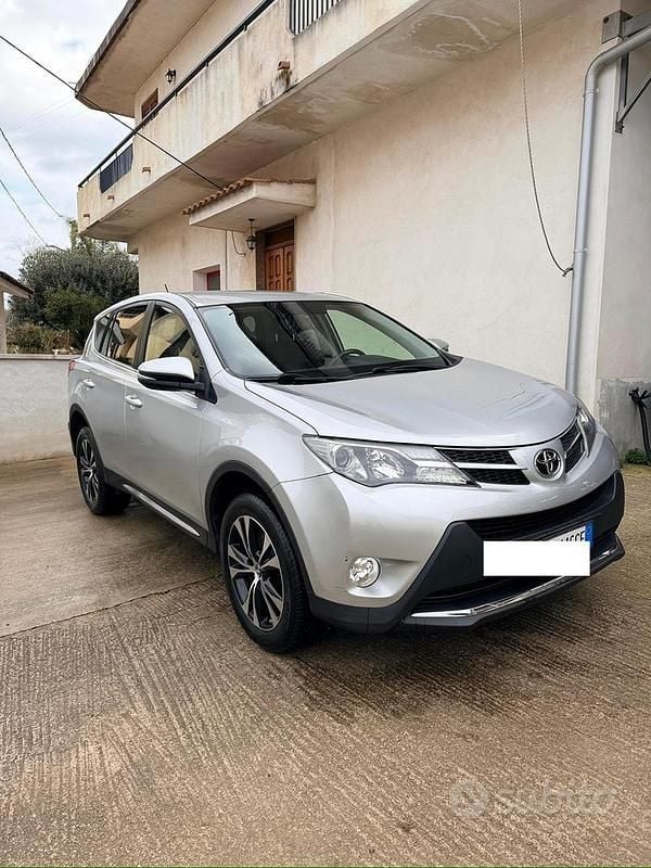 Usata Toyota RAV4 Style 2015 Grigio SUV
