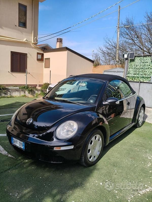 Usata VW Beetle Cabriolet 105 CV (77 kW) 2006 Nero Cabrio