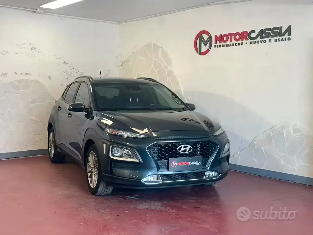 Usata Hyundai Kona Style 120 CV (88 kW) 2018 Grigio SUV