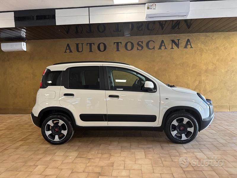 Usata Fiat Panda Cross Cross 71 CV (52 kW) 2023 Bianco Utilitaria