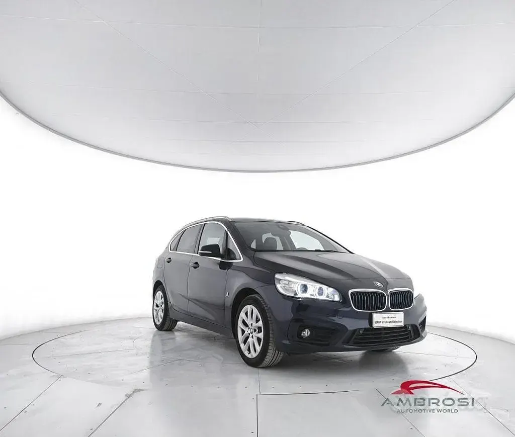 Usata BMW 225 Advantage 136 CV (100 kW) 2017 Bluazzurro