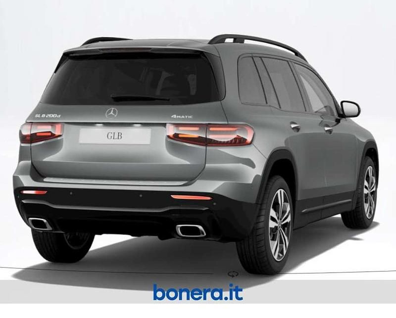 Nuova Mercedes GLB200 Advanced Plus 150 CV (110 kW) 2026 Grigio montagna SUV