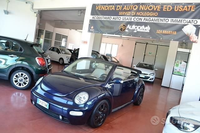 Usata VW New Beetle Cabriolet 103 CV (75 kW) 2004 Blu/azzurroblu Cabrio