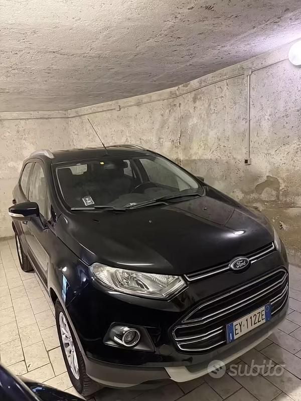 Usata Ford Ecosport Titanium 125 CV (91 kW) 2015 Nero SUV