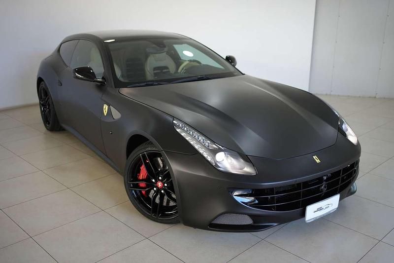 Usata Ferrari FF 659 CV (484 kW) 2013 Nero Station wagon