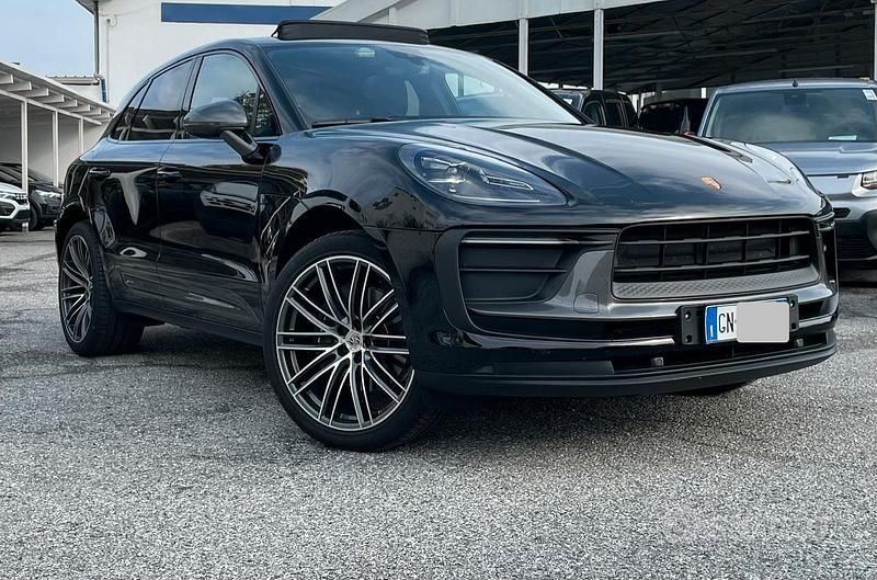 Usata Porsche Macan 265 CV (194 kW) 2023 Nero SUV
