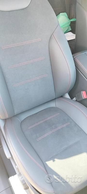 Usata Mercedes B180 AMG Line Premium 116 CV (85 kW) 2024 Nero Monovolume