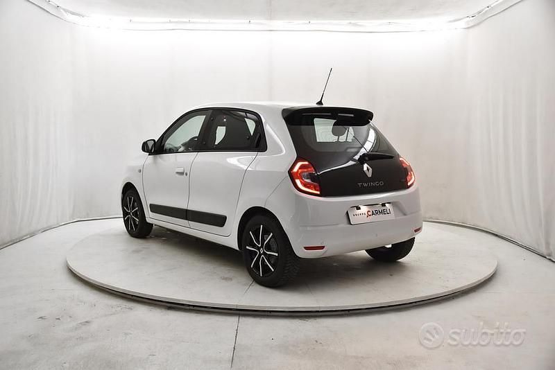 Usado Renault Twingo Equilibre 60 kW (82 HP) 2023 Branco Citadino