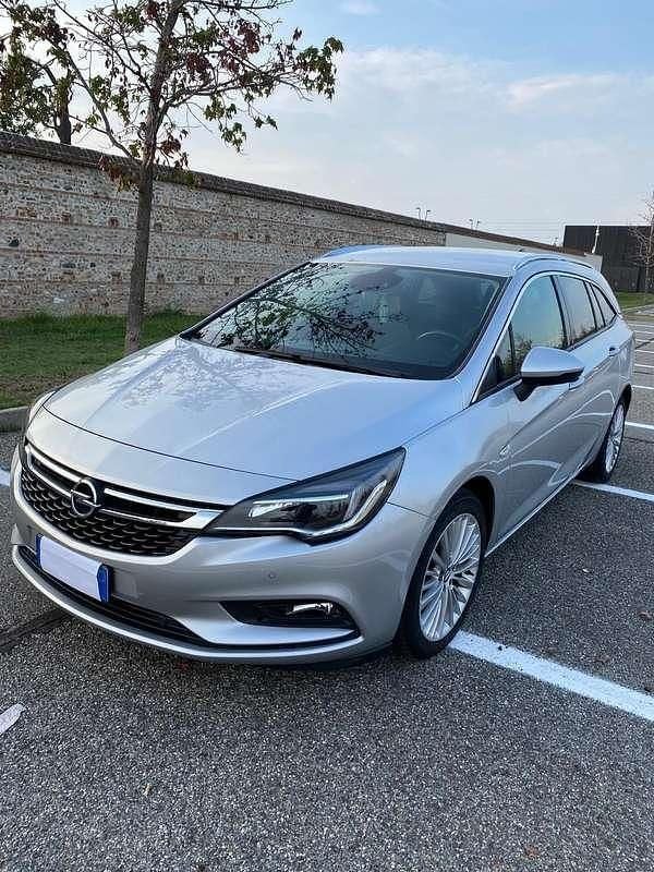 Usata 2016 Opel Astra Business Station wagon | 10.900 € (Cara) - Immagine 1/4