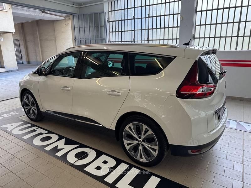 Usata Renault Grand Scénic IV Intens 120 CV (88 kW) 2019 Bianco Monovolume