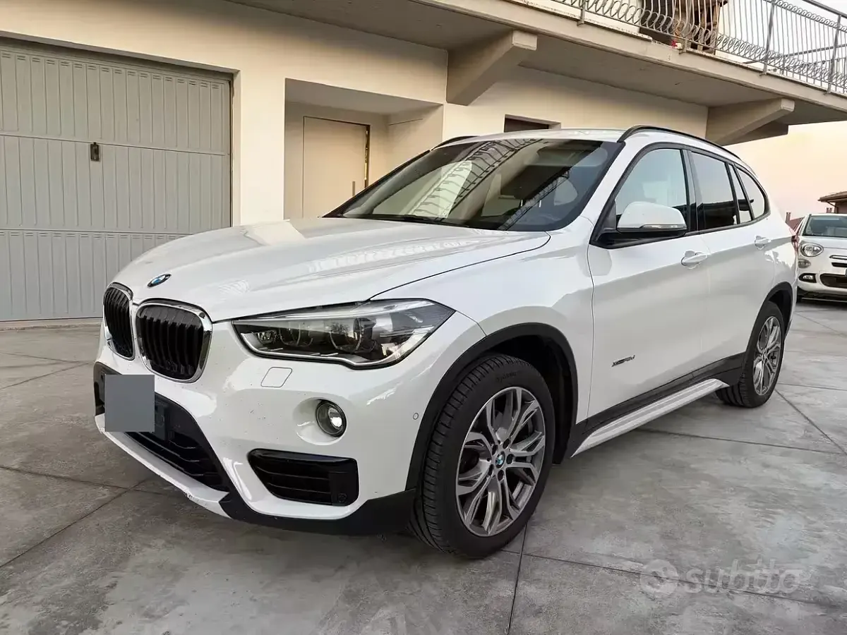 Usata BMW X1 Efficient Dynamics 150 CV (110 kW) 2017 Bianco SUV