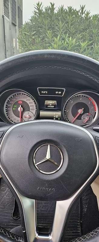 Usata Mercedes GLA200 136 CV (100 kW) 2015 SUV