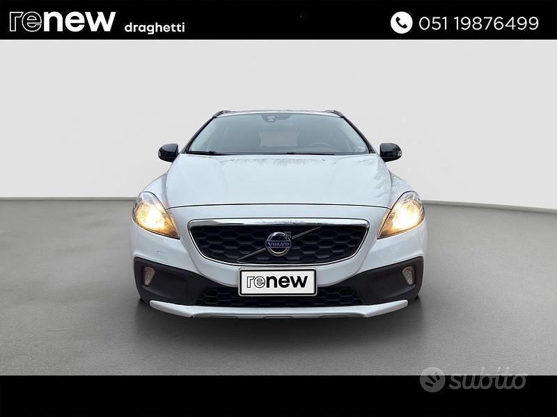 Usata Volvo V40 CC Momentum 114 CV (83 kW) 2013 Bianco Station wagon