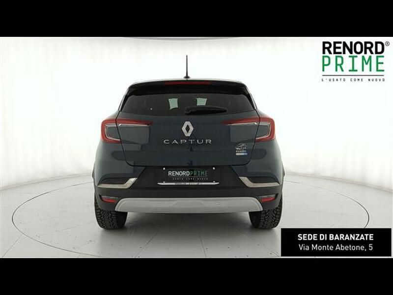 Usata Renault Captur Intens 145 CV (106 kW) 2022 Grigio scuro SUV