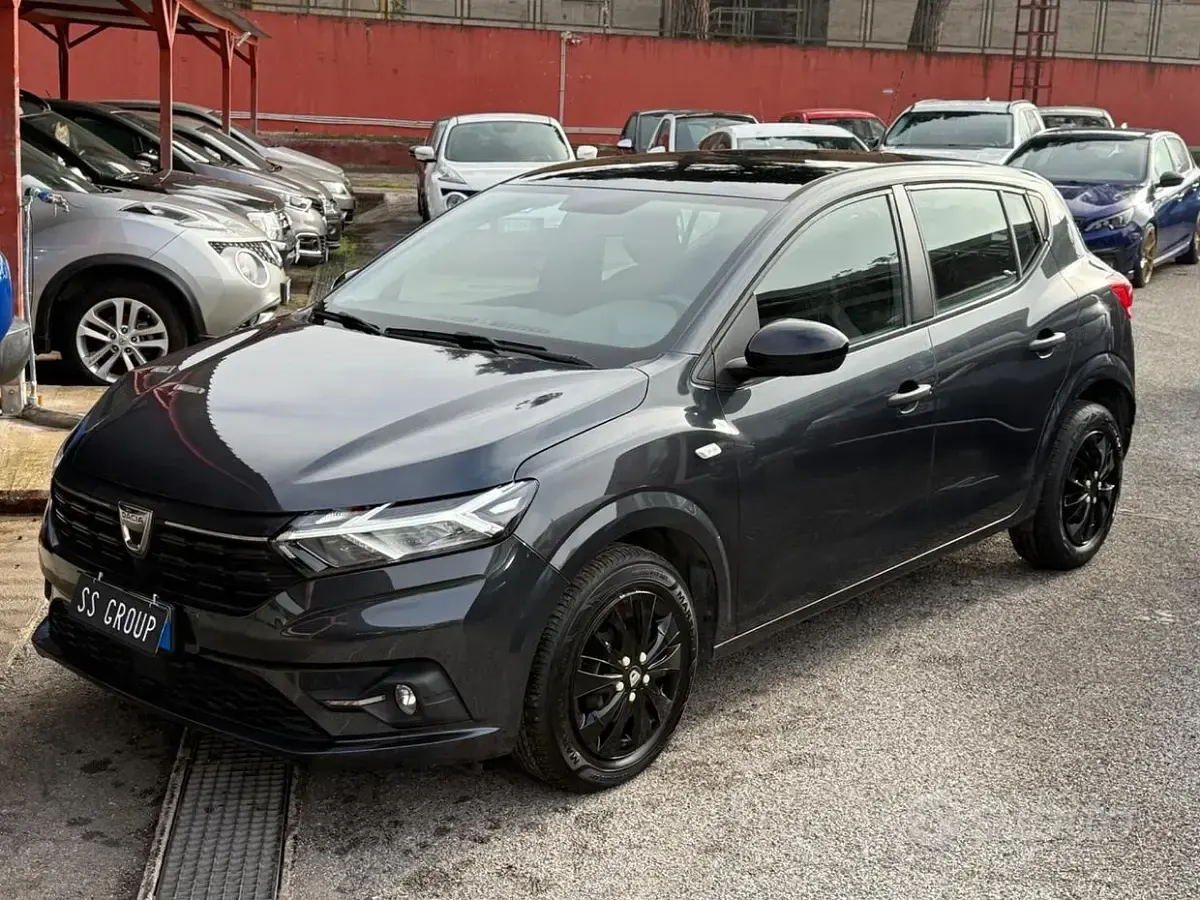 Usata Dacia Sandero 65 CV (47 kW) 2021 Grigio Berlina