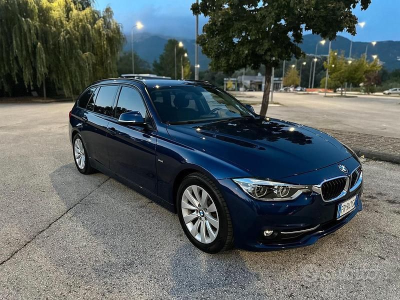 Usata BMW 318 Sport Line 150 CV (110 kW) 2018 Station wagon