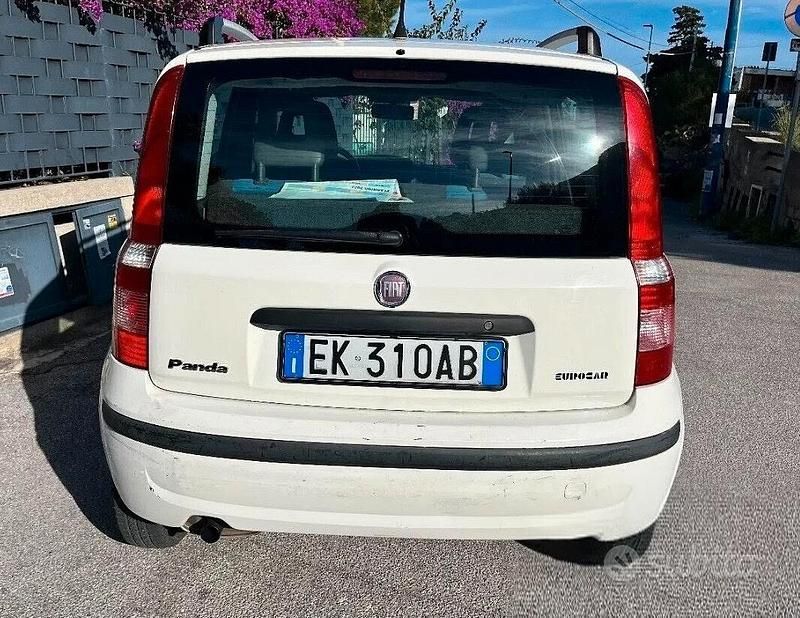 Usata Fiat Panda Dynamic 74 CV (54 kW) 2011 Bianco Berlina