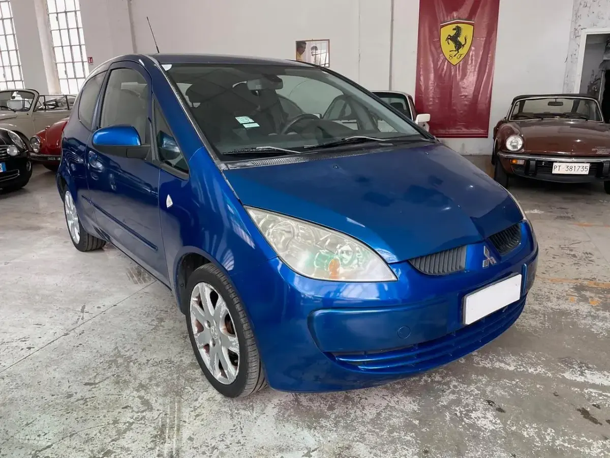Usata Mitsubishi Colt 95 CV (69 kW) 2008 Blu Berlina