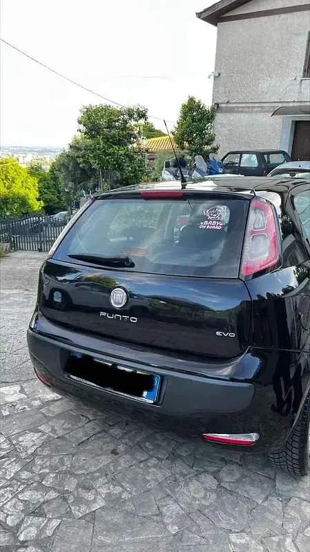 Usata Fiat Punto Evo Emotion 105 CV (77 kW) 2011 Nero Utilitaria