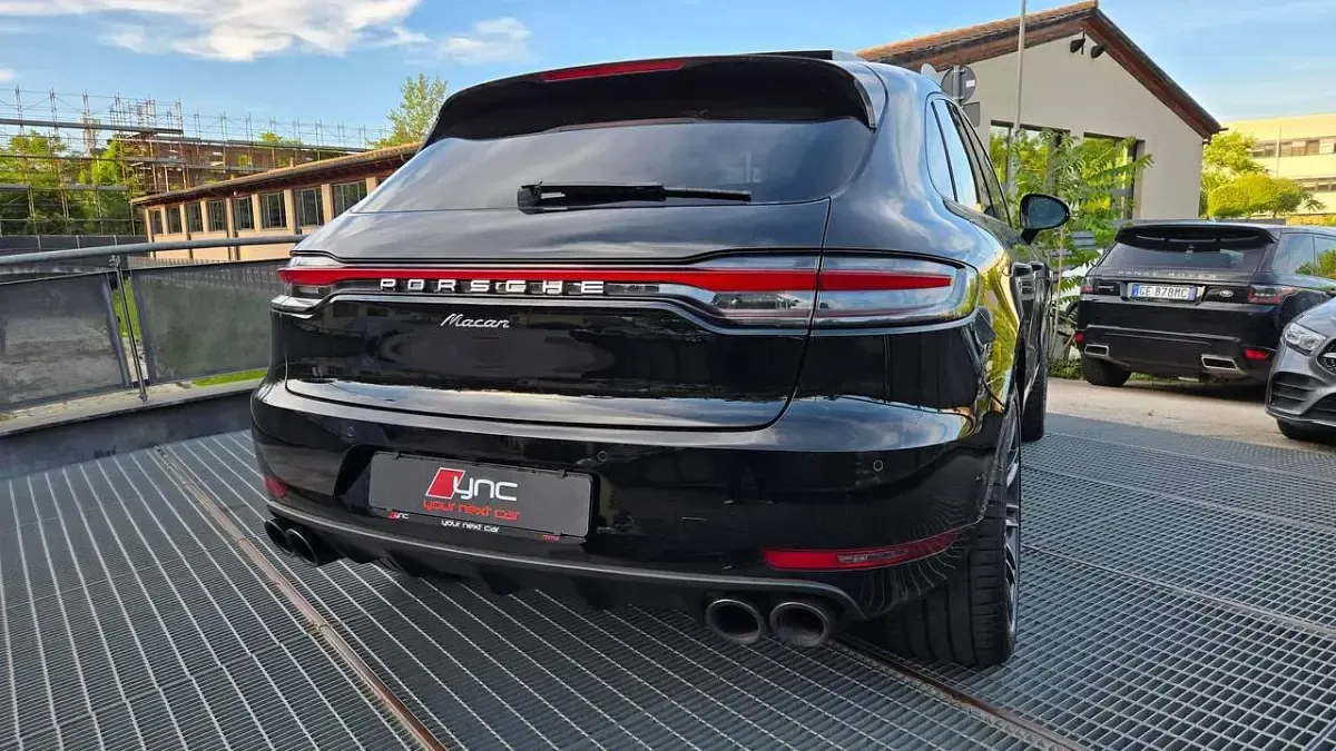 Usado Porsche Macan 245 CV (180 kW) 2020 Negro SUV