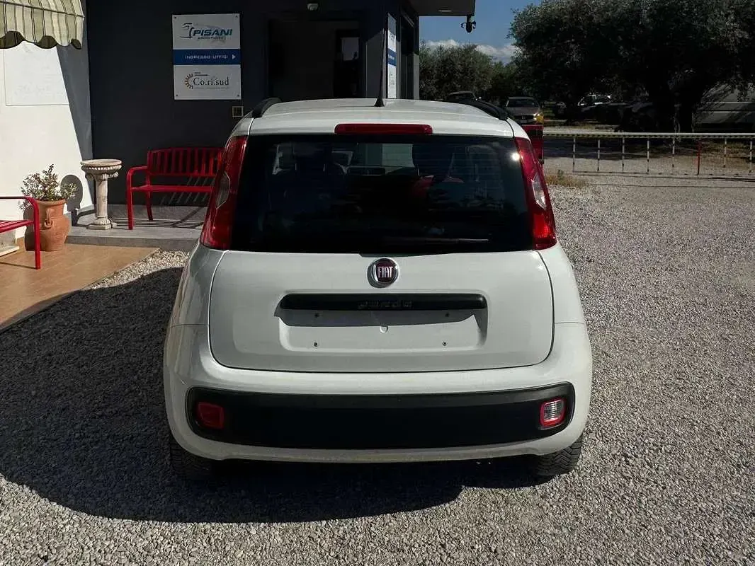 Usata Fiat Panda Easy 75 CV (55 kW) 2013 Bianco Utilitaria