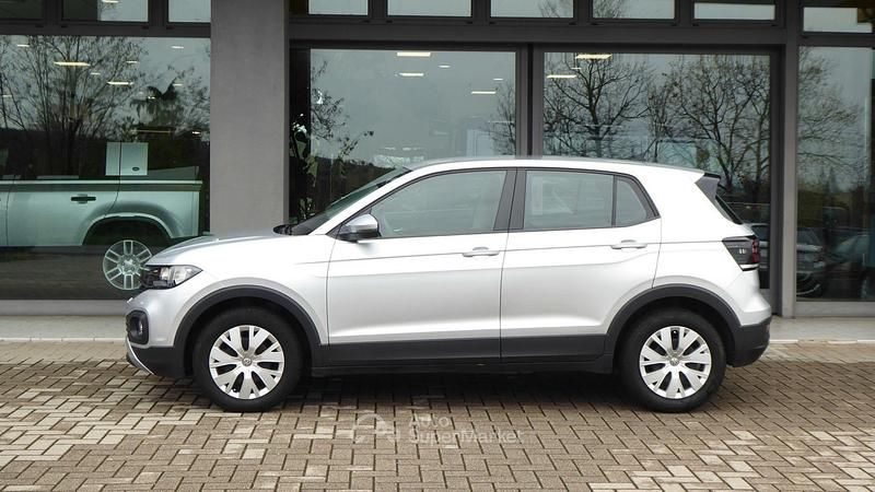 Usata VW T-Cross 95 CV (69 kW) 2019 Argento SUV