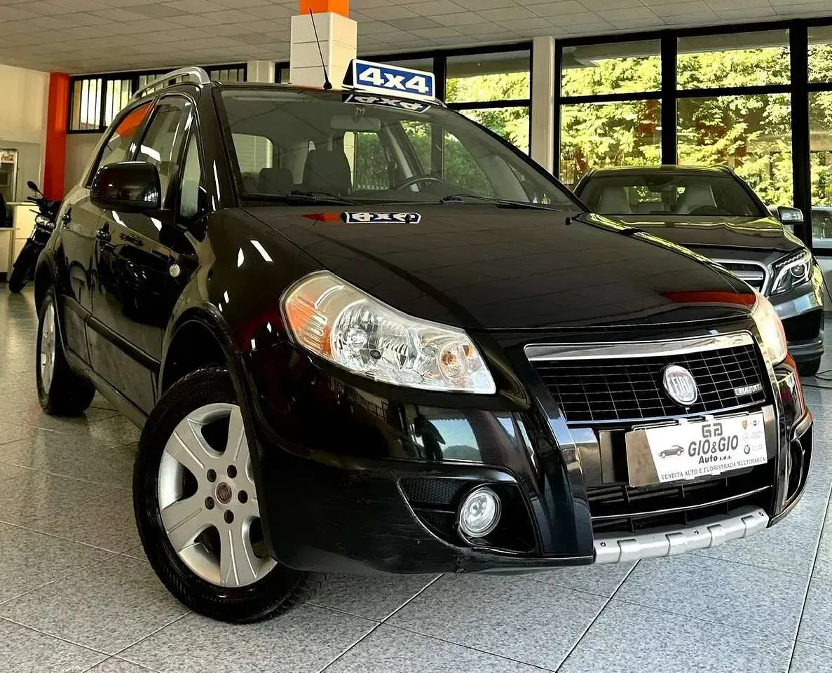Usata Fiat Sedici Emotion 120 CV (88 kW) 2009 Nero SUV