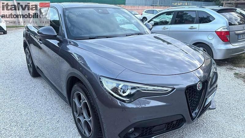 Usata Alfa Romeo Stelvio Sprint 190 CV (139 kW) 2022 Grigio SUV