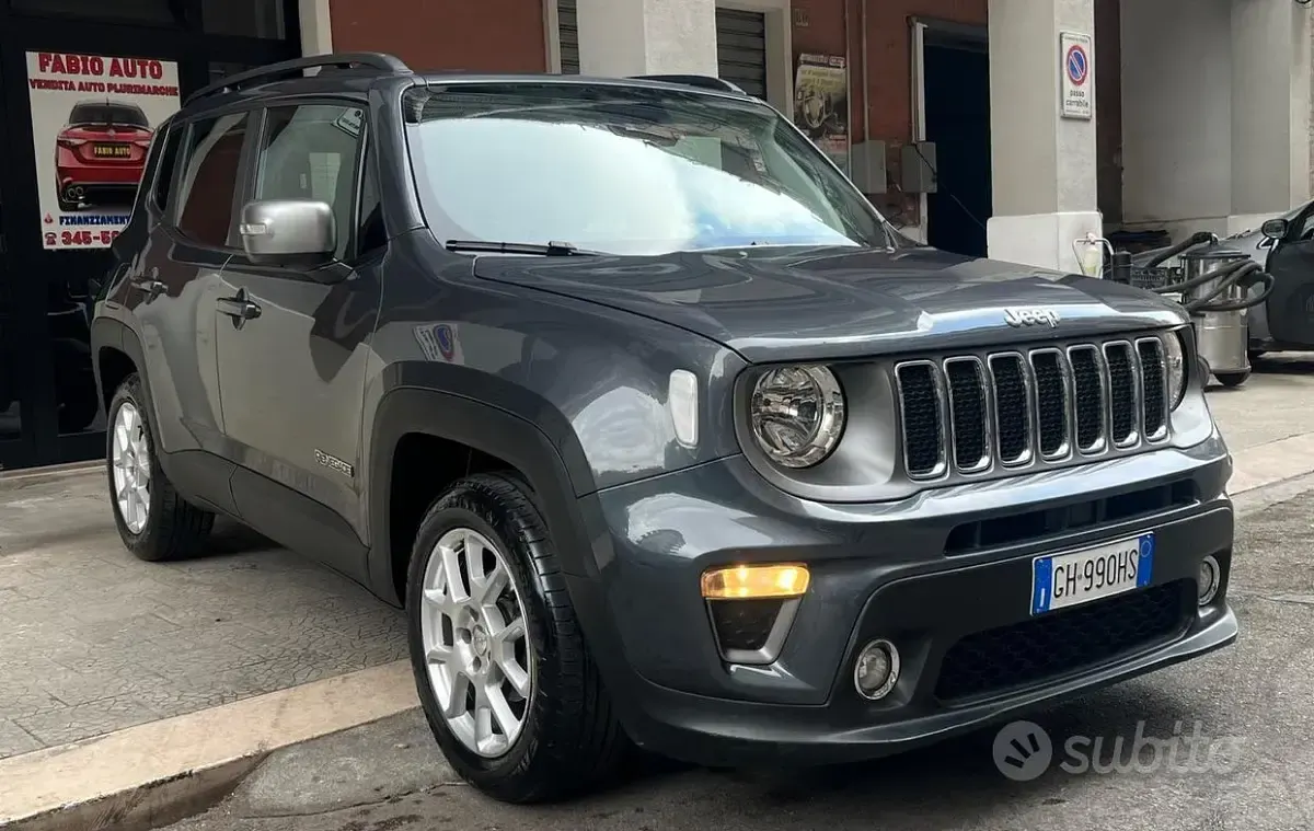 Usata Jeep Renegade Limited 130 CV (95 kW) 2021 Grigio SUV