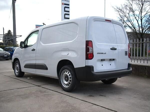Usata Fiat Doblò 131 CV (96 kW) 2024 Bianco Monovolume