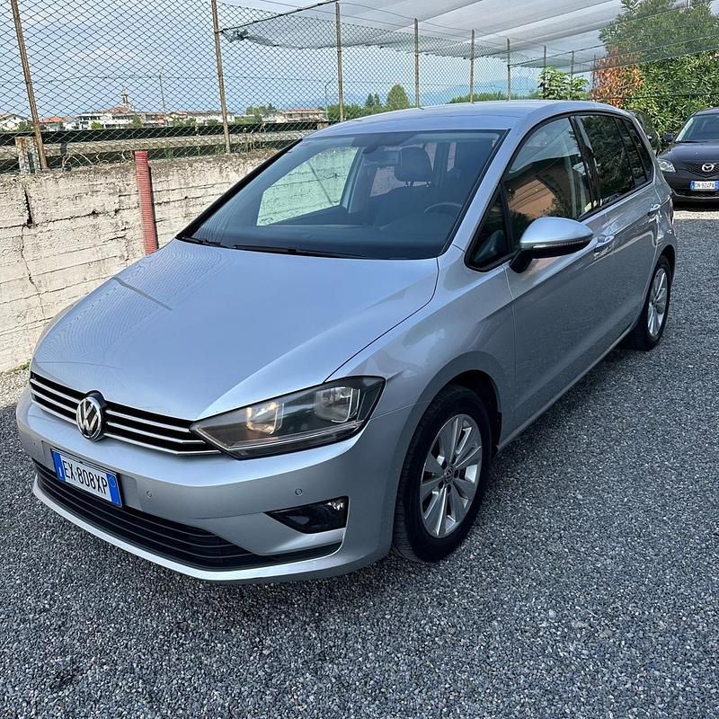 Argento Usata 2015 VW Golf VII Tre volumi | 8500 € (Super prezzo) - Immagine 1/4