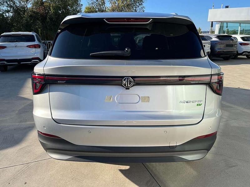 Nuova MG MGS5 EV Luxury 169 kW (231 CV) 2026 Argento SUV