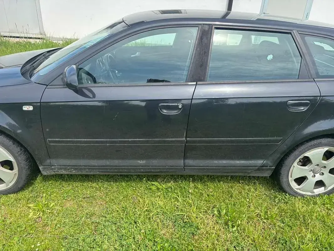 Usata Audi A3 Sportback Attraction 105 CV (77 kW) 2005 Utilitaria