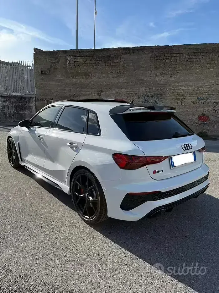 Usata Audi RS3 Design 400 CV (294 kW) 2024 Bianco Berlina