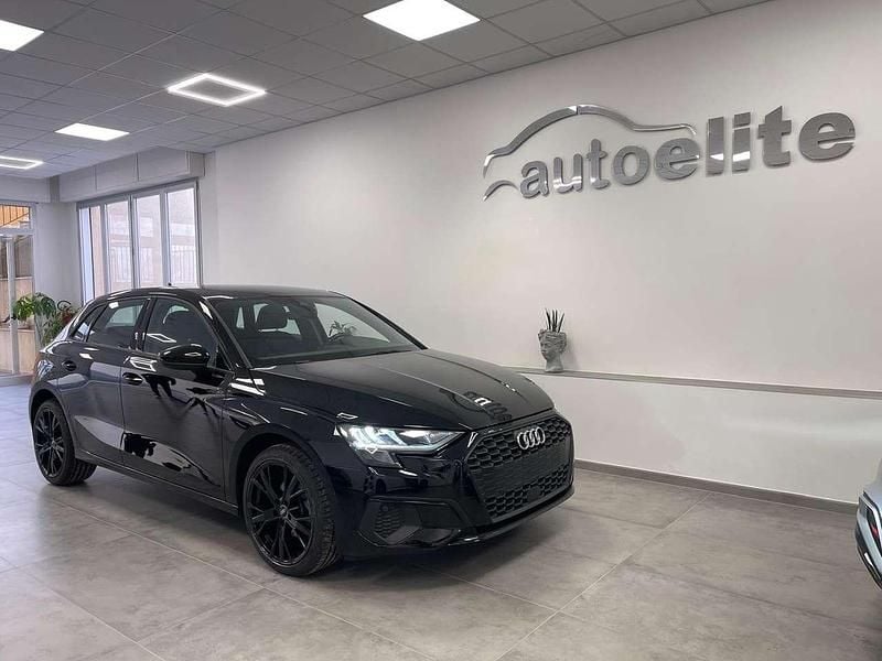 Nero Usata 2023 Audi A3 Tre volumi | 26.500 € (Buon prezzo) - Immagine 1/4