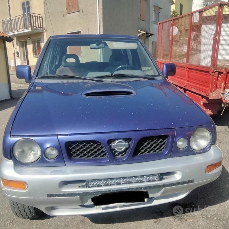 Blu Usata 1998 Nissan Terrano SUV | 5000 € (Buon prezzo) - Immagine 1/4