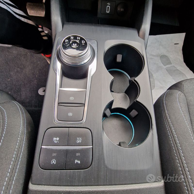 Usata Ford Focus 125 CV (91 kW) 2018 Nero Berlina