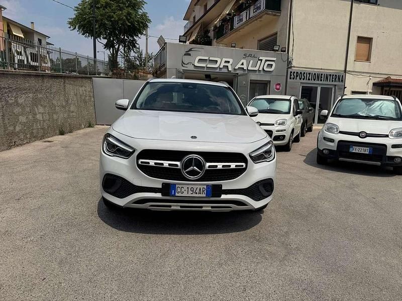 Digital white Usata 2021 Mercedes GLA200 Business SUV | 29.500 € (Ottimo prezzo) - Immagine 1/4