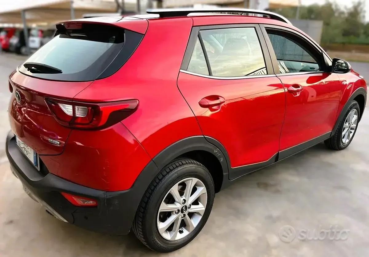Occasion Kia Stonic 110 ch (80 kW) 2017 Rouge SUV