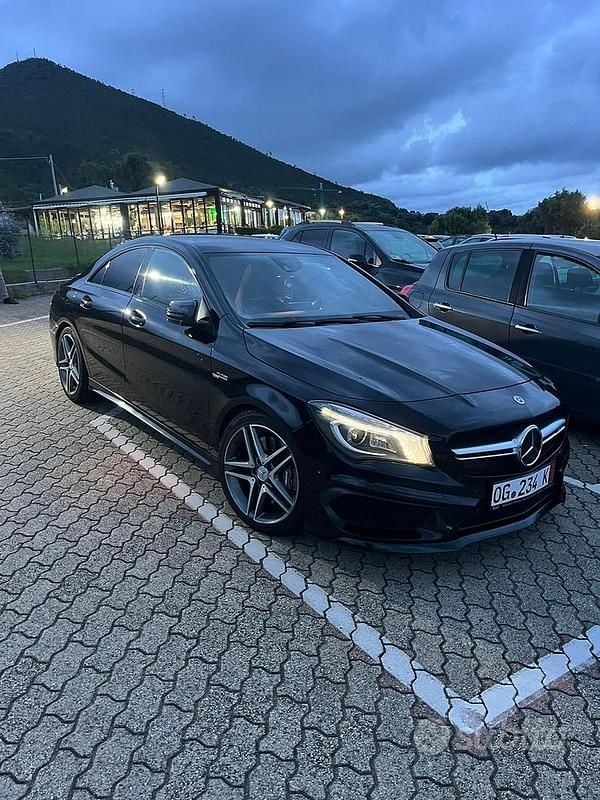 Usata Mercedes CLA45 AMG AMG 360 CV (264 kW) 2015 Nero Berlina