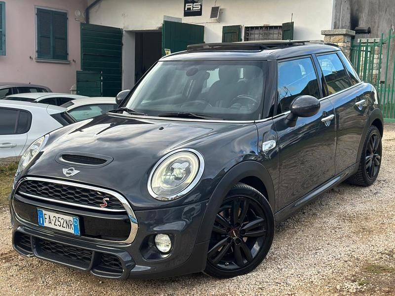 Usata Mini John Cooper Works 169 CV (124 kW) 2015 Grigio Utilitaria