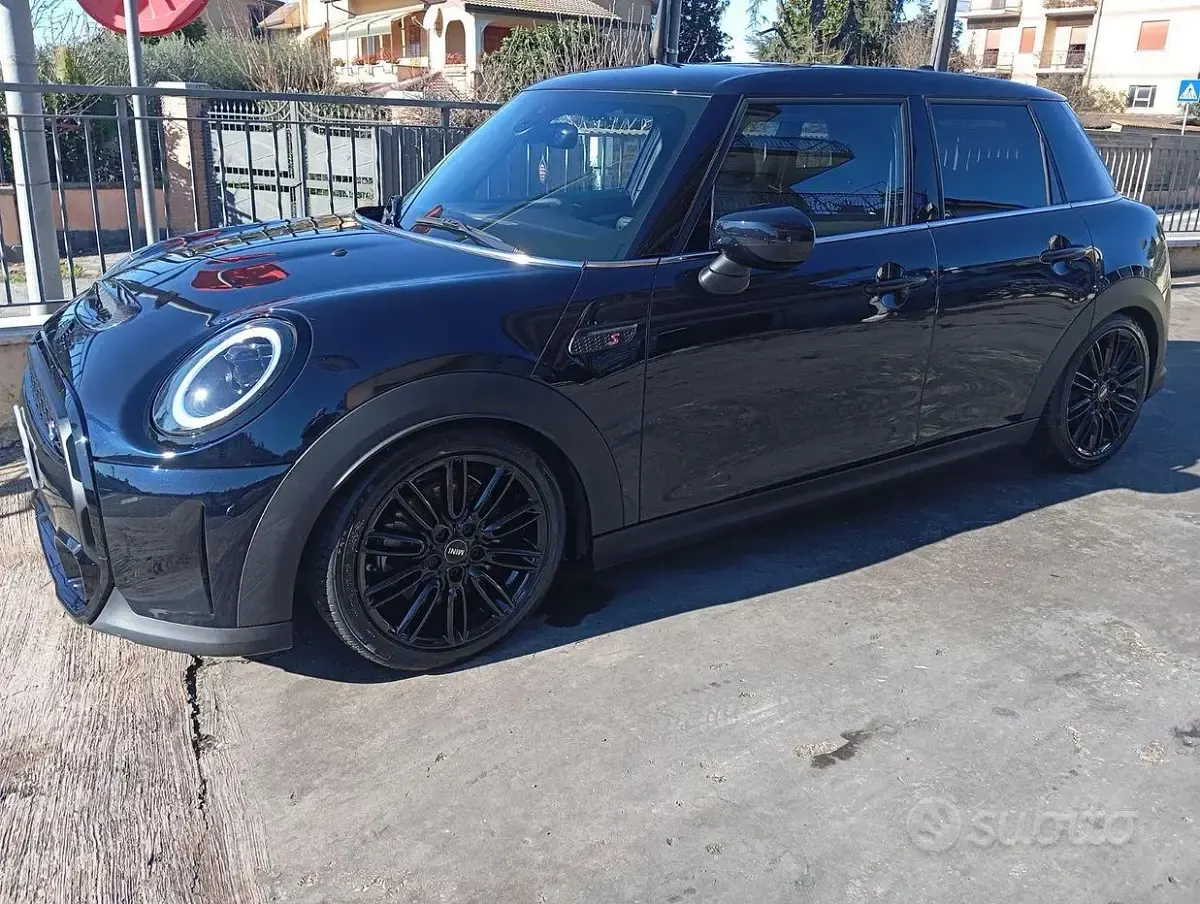 Usata Mini Cooper S 178 CV (130 kW) 2024 Blu Utilitaria