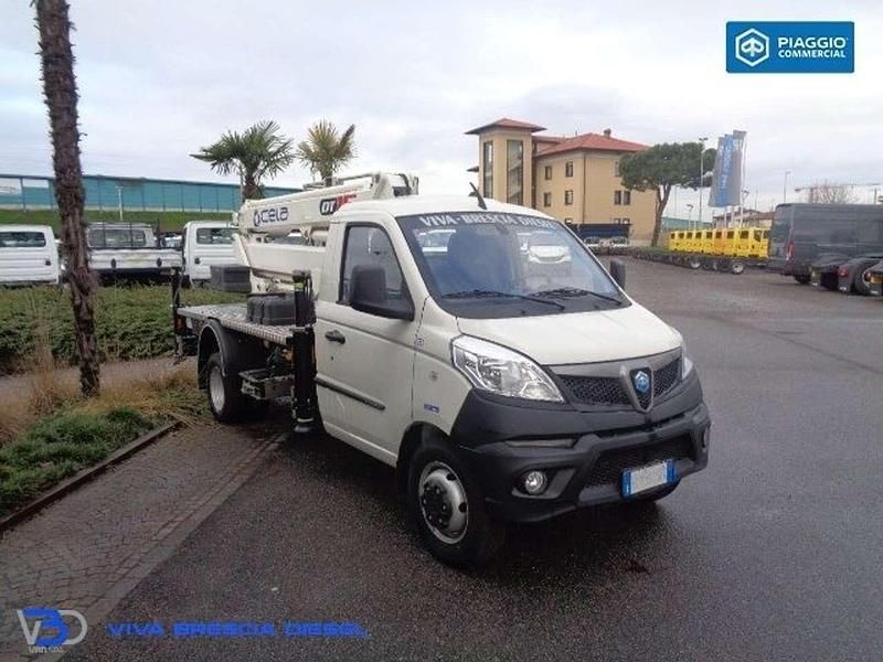 Usata Piaggio Porter 105 CV (77 kW) 2024 Bianco